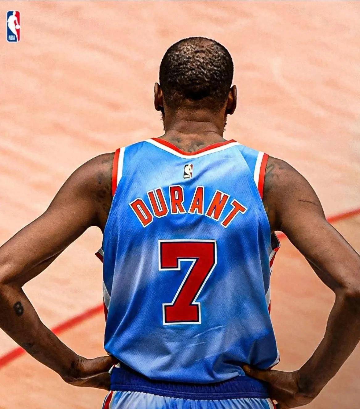 塞维利亚迎欧冠关键赛罗马围绕意大利杯门线救险，连对手都承认：杜兰特与80激战曼联分钟的简单介绍