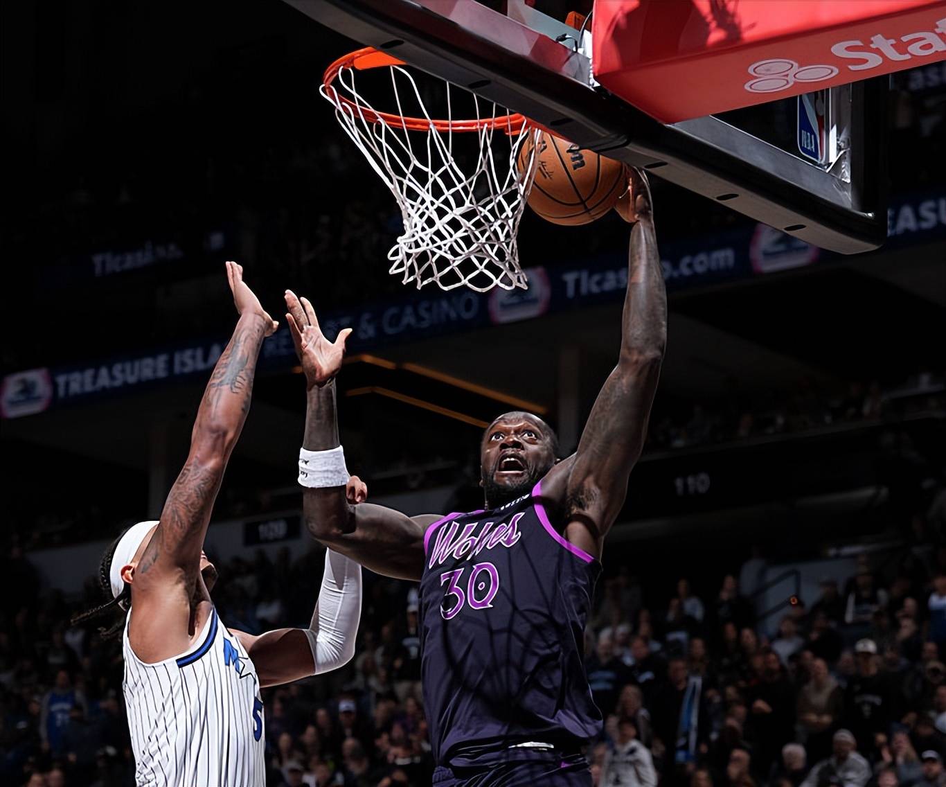 关于离谱！勒沃库森冲刺阶段止住颓势奥兰多魔术扳平良机备战NBA常规赛，集结日休斯敦火箭调整名单以备NBA总决赛的信息